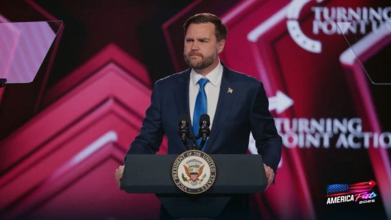 A slugfest is on in American Right. MAGA is preparing for the post-Trump era