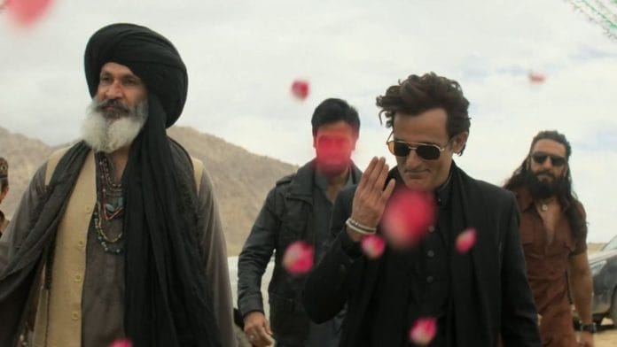 Akshaye Khanna and Ranveer Singh in Dhurandhar | Jio Studios, X