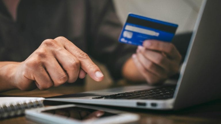 Strategies to Never Miss a Credit Card Payment