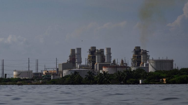 Exxon calls Venezuela ‘uninvestable’ as Trump pushes his oil plan