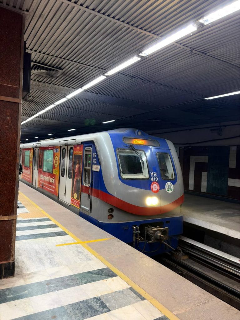 Kolkata metro