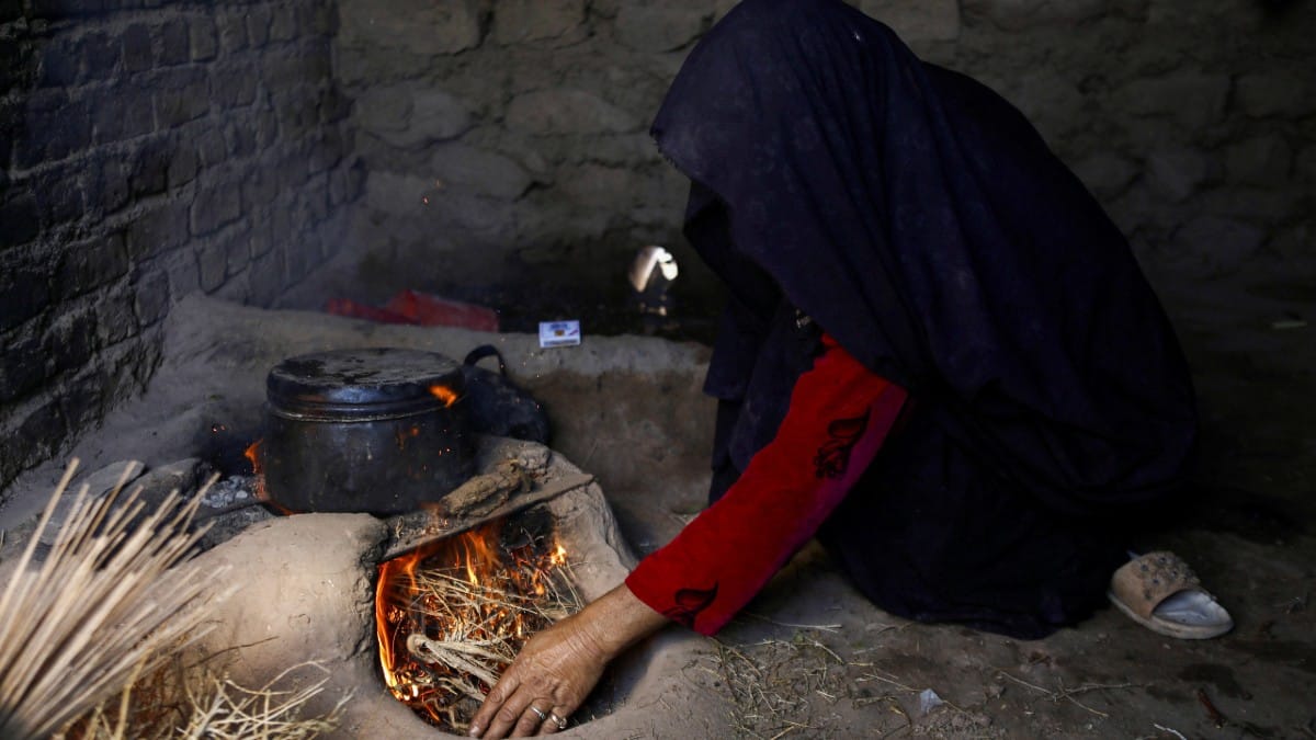 Crime & punishment, Taliban adaptation: 15 days’ jail for beating wife, only if there are ‘bruises’