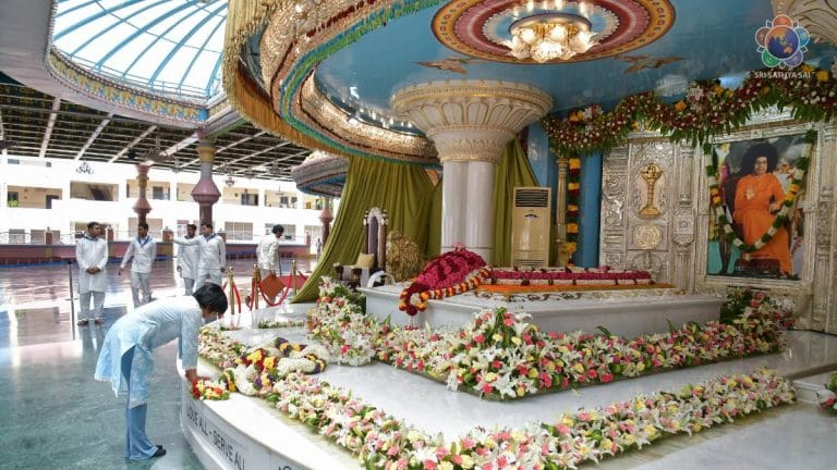 Not just Maduro, Venezuela’s Delcy Rodríguez too has Sathya Sai link. Visited Puttaparthi at least thrice