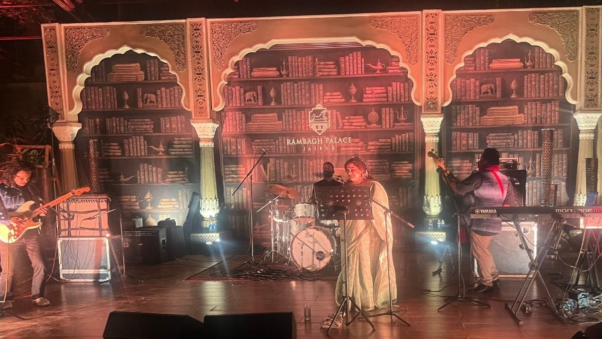 Jaipur Literature Festival opens with a literary red carpet—Shalini Passi, Stephen Fry