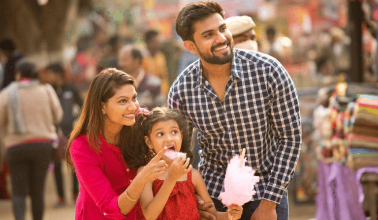 Medical Insurance for Frequent Travellers Within India: Getting Treated Away From Home