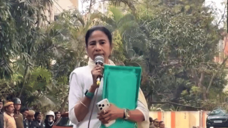 Mamata rushes to I-PAC chief’s home amid ED raids, cries vendetta. Agency says ‘she took away evidence’