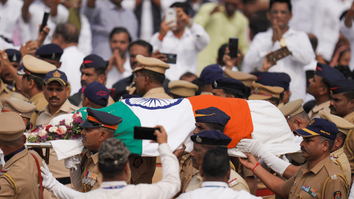LIVE UPDATES | Sons, family & political leaders bid final goodbye to Ajit Pawar in Baramati