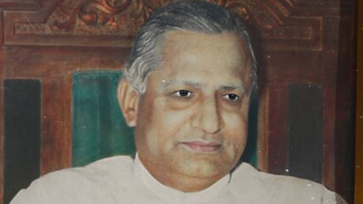 कर्नाटक के पूर्व मुख्यमंत्री देवराज उर्स | कॉमन्स