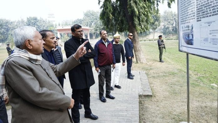 Bihar CM Nitish Kumar during an inspection of Kumhrar Park