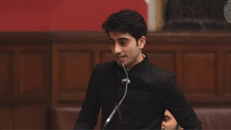 Indian student at Oxford debate is getting marriage proposals. Wants to do UPSC