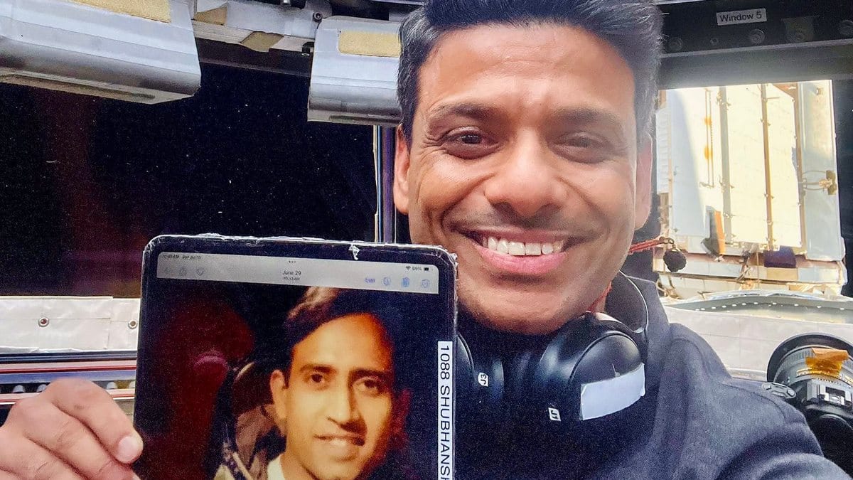 Shubhanshu Shukla Honors Rakesh Sharma on Birthday
