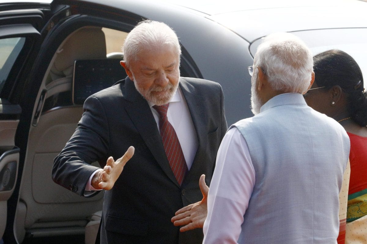 Brazil President Luiz Inácio Lula da Silva shakes hand with PM Modi during the ceremonial Reception at Rashtrapati Bhawan | Praveen Jain | ThePrint