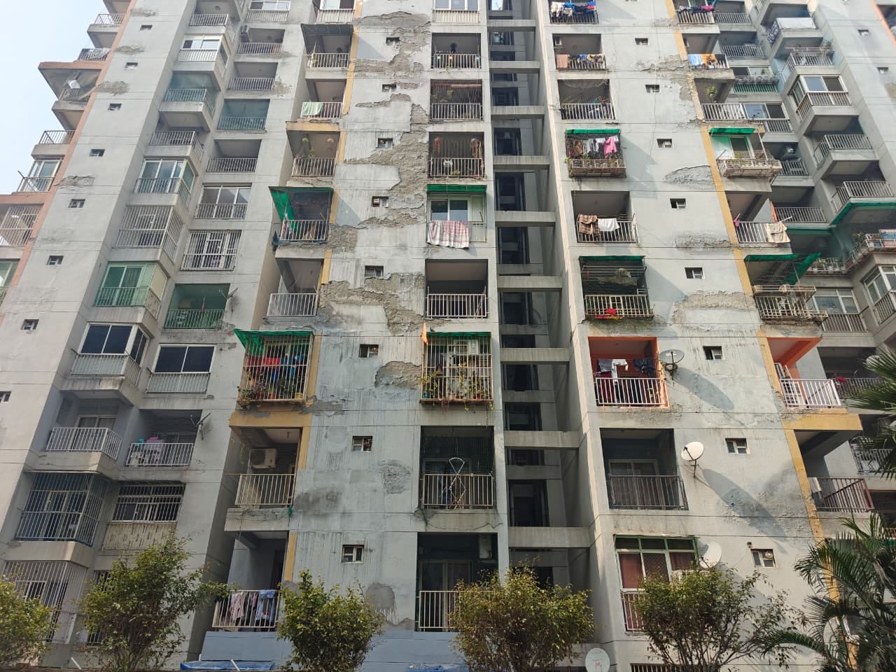 Residential building in Ghaziabad where the family lived | Mayank Kumar/ThePrint