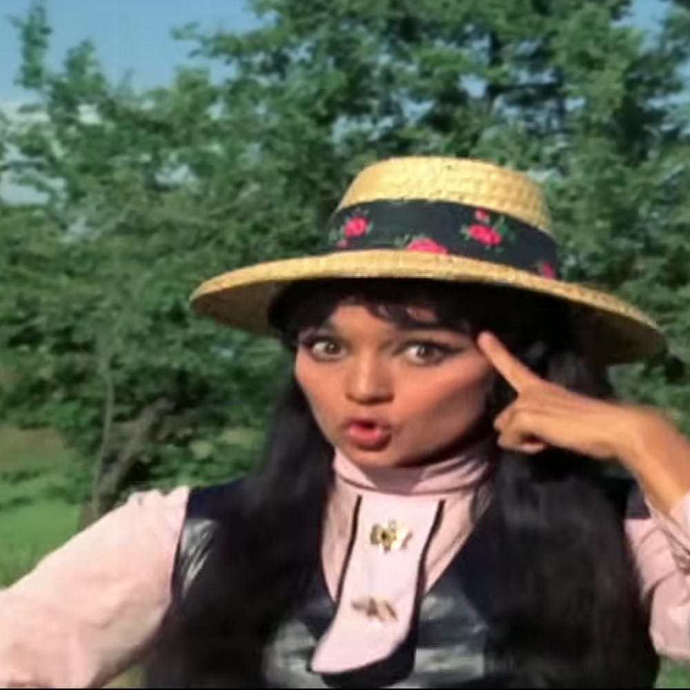 Asha Parekh in ‘Palat Meri Jaan, Tere Qurbaan’ | YouTube screengrab