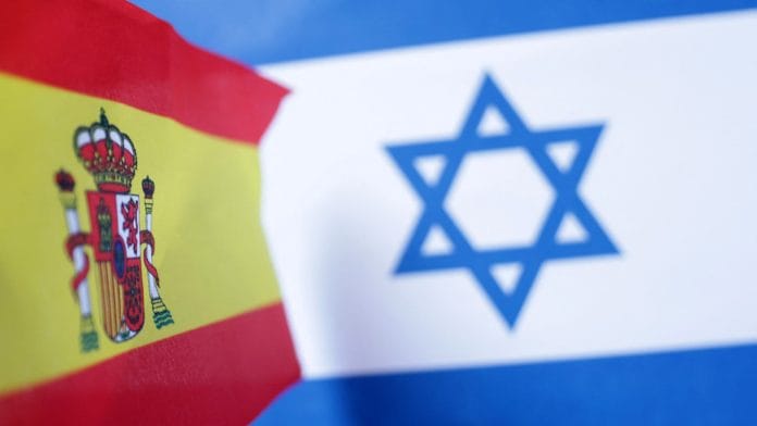 Spanish and Israeli flags are seen in this illustration taken June 23, 2025. | REUTERS/Dado Ruvic/Illustration
