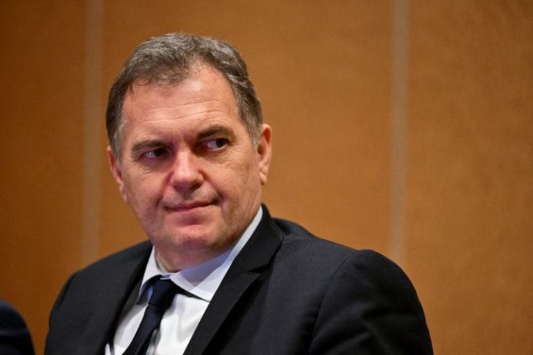 52 French ships stuck in the Gulf amid Iran conflict, minister says