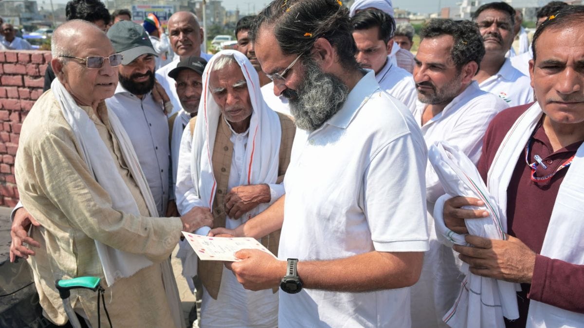 People approaching Brijendra Singh with requests, grievances | Suraj Singh Bisht | ThePrint