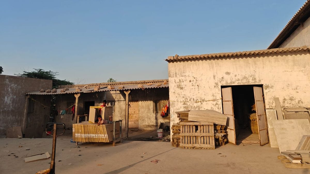 Workers' houses in factories, Morbi | Photo: Esha Mishra | ThePrint