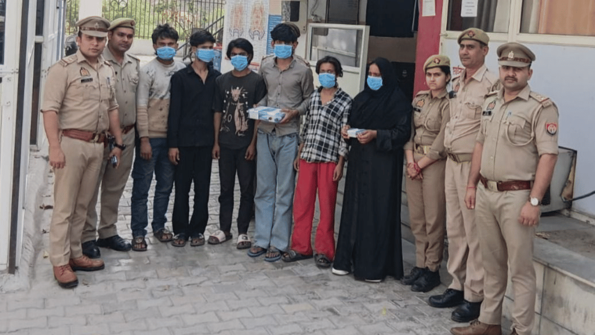 Some of the arrested accused presented before the media by the Ghaziabad Police | Ghaziabad Police