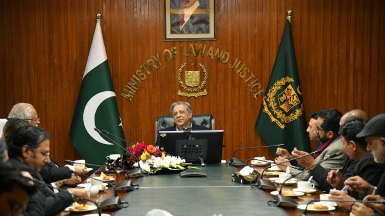 ‘Exercise caution’ when discussing country’s foreign policy on TV, Pakistan govt tells its media