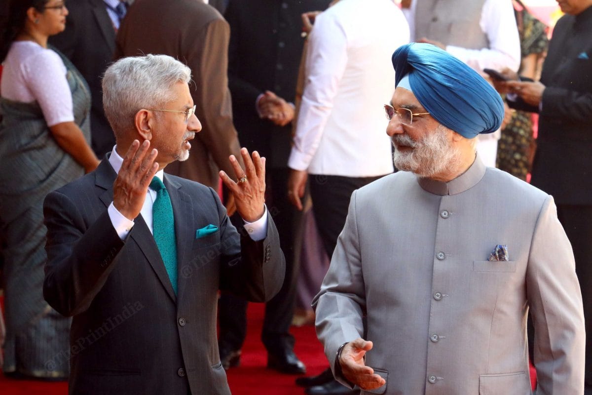 Minister of External Affairs S. Jaishankar with Delhi L-G Taranjit Singh Sandhu | Praveen Jain | ThePrint