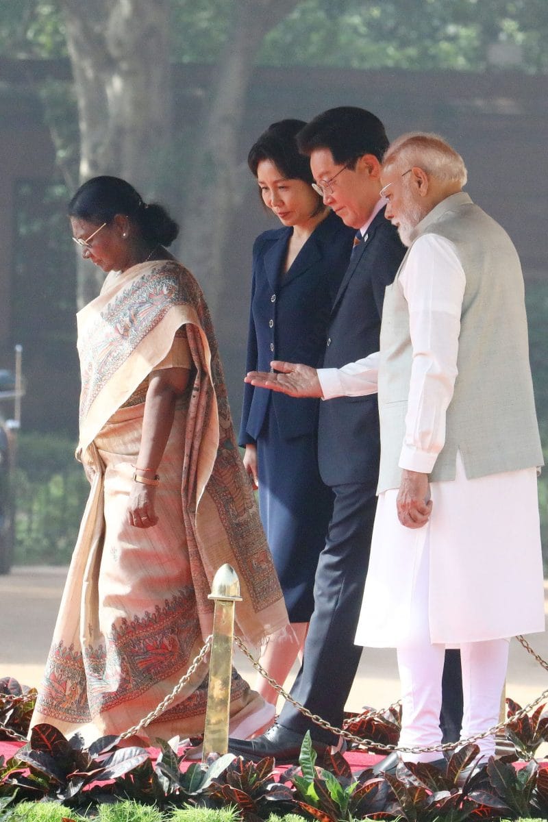 President Murmu, PM Modi, and the South Korean President & First Lady leave after inspecting the guard of honour | Praveen Jain | ThePrint