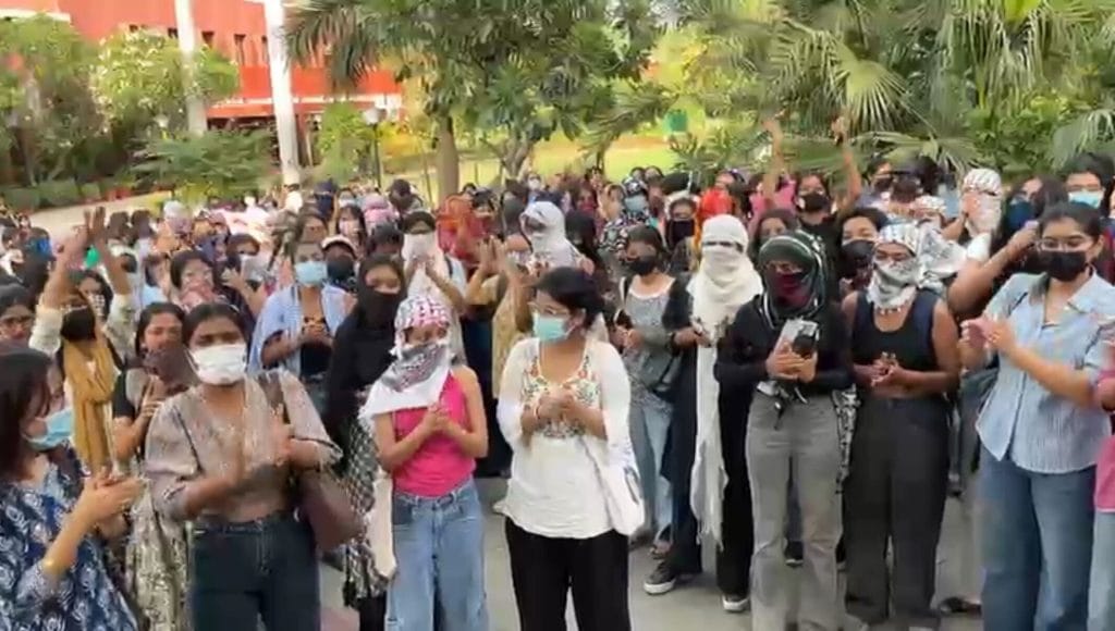 Day 2 of the protests at Lady Shri Ram College. As the administration installs cameras and reportedly deploys Meta glasses to identify demonstrators, students mask their identities with masks and scarves | Photo: By special arrangement