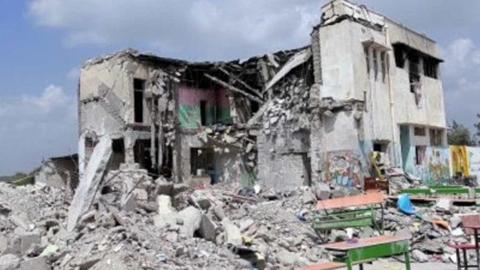 A bombed building in Iran | Photo: X/@Iran_in_India