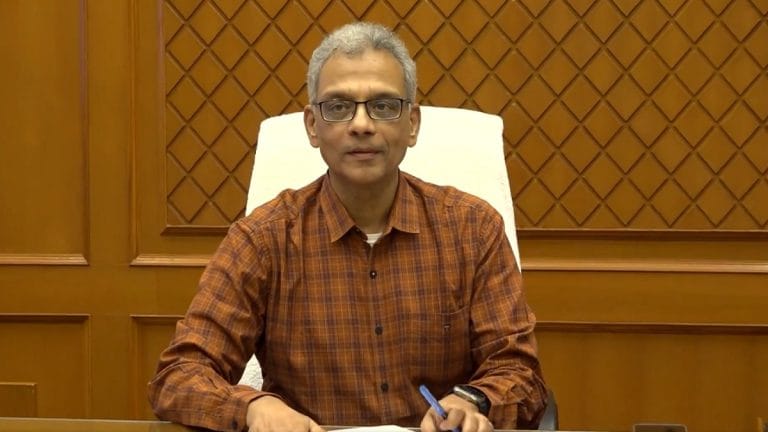 Low-profile crisis manager EPS trusted—who’s Sai Kumar, ECI’s Tamil Nadu chief secy pick