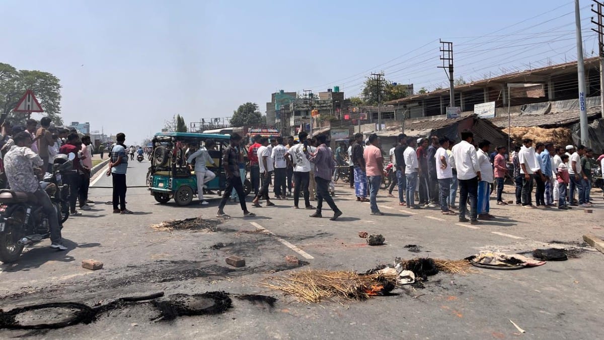 Road blocked by protesters Wednesday | Moushumi Das Gupta/ThePrint
