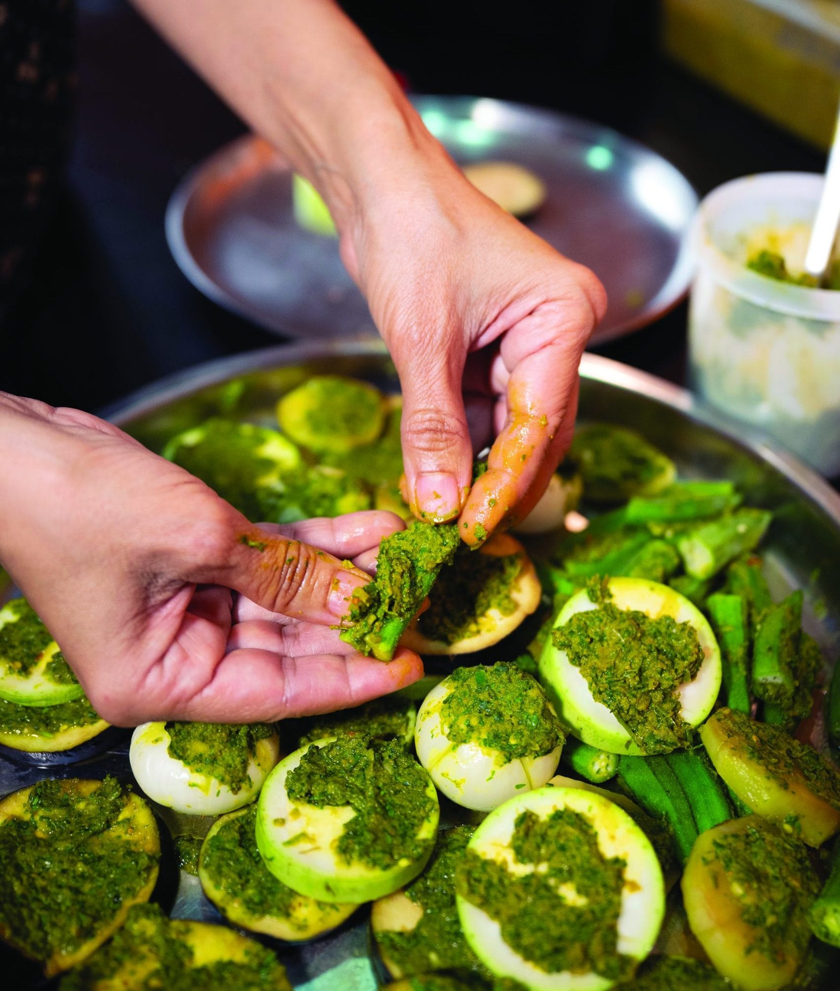 Sonta, a dish made with eggplants, potatoes, bottle gourds and thoom. | Reshma Sanghi 