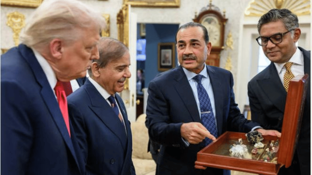 Pakistan's Army Chief Field Marshal Asim Munir (second from right) presents mineral samples to US President Donald Trump (left) at The White House in Washington DC, on September 26, 2025 | Credit: The White House