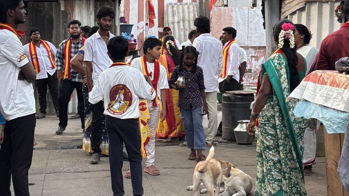 TVK's volunteers duringtheir door-to-door campaign | Shweta Tripathi | ThePrint 