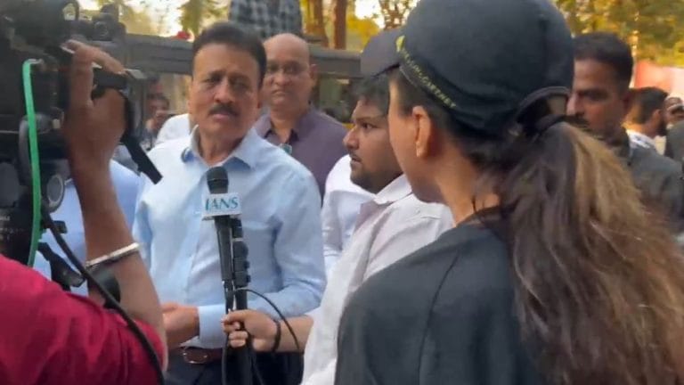 Berated by Mumbai woman for blocking traffic, minister Girish Mahajan says ‘language wasn’t appropriate’