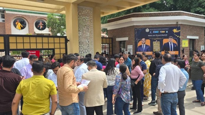 Parents protesting outside the Delhi Public School Ghaziabad, Meerut Road | Photo: By special arrangement