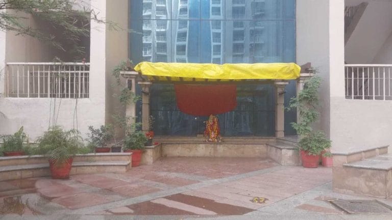 Gurugram, Noida, Ghaziabad RWAs are fighting among themselves. Temples are the new flashpoint