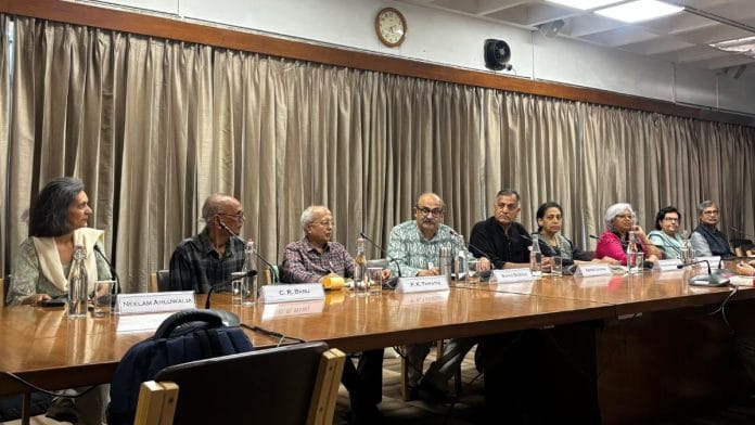 The stacked panel—Neelam Ahluwalia, CR Babu, PK Tripathi, Suhas Borker, Ashok Lavasa, Ghazala Shahabuddin (left to right)—at the discussion at IIC, titled Aravalli-Sentinel of Delhi NCR Ecosystem. | Vitasta Kaul | ThePrint