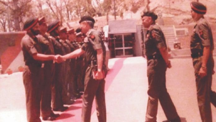 COAS Gen AS Vaidya congratulating Maj Gen Amarjit Singh and others at the Northern Command bunker after the successful conduct of Operation Meghdoot. Behind the COAS, Lt Gen ML Chibber and Lt Gen Cheema can be seen | Photo: Amit Krishnakant Paul