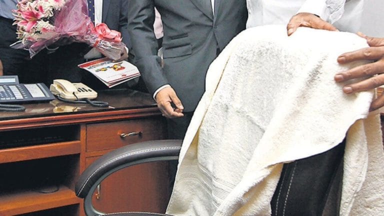 The towel in sarkari offices. Why Indian govt officers can’t do without them