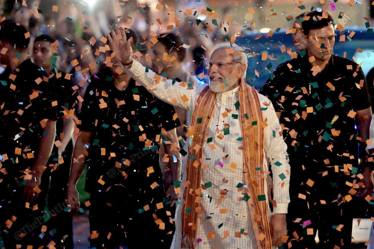 PM Modi receives a warm welcome from party workers and supporters | Suraj Singh Bisht | ThePrint