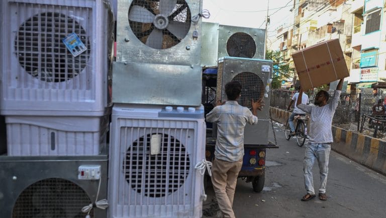Indian power firms quadruple gas purchases to meet night-time cooling demands