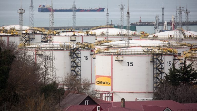 EU weighs temporary freeze on Russian oil price cap amid Iran war