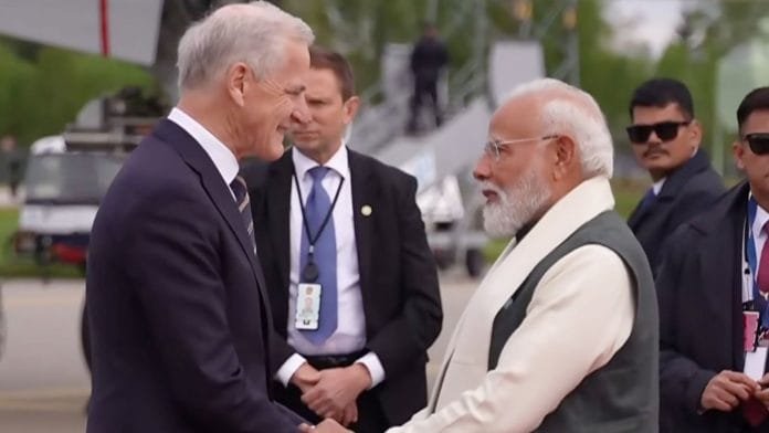 Norwegian PM Jonas Gahr receives PM Narendra Modi at Gardermoen Airport (Photo/DD/ANI)
