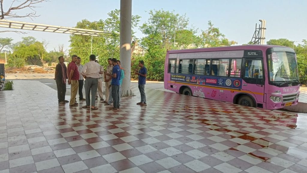 A Pink Bus at the Parivahan Parisar in Patna. Krishan Murari | ThePrint
