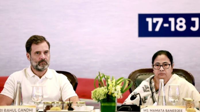 Representational | File photo of Rahul Gandhi and Mamata Banerjee | ANI