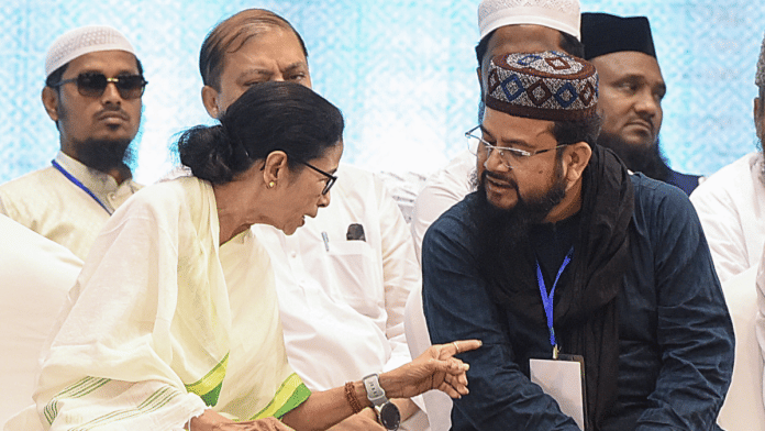 Muslim votes, which solidly went to Mamata earlier, appear to have split between Congress, CPI(M) and, to some extent, Humayun Kabir’s Aam Janata Unnayan Party | ANI File