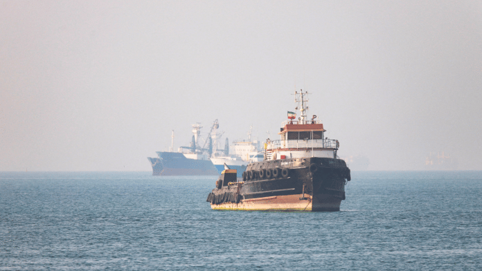 Vessels in the Strait of Hormuz near Bandar Abbas, Iran | Amirhosein Khorgooi/ISNA/WANA via REUTERS