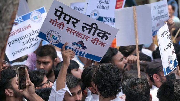 NSUI members protest over NEET-UG cancellation outside Shastri Bhavan, where the Education Ministry is based, in New Delhi | Photo: Suraj Singh Bisht | ThePrint