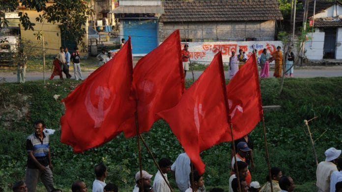CPI(M) supporters during the 2009 election campaign in West Bengal. | File photo | Commons