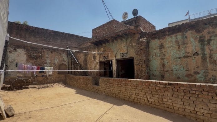 One of the two remaining old havelis in Fatehpur Beri, a Gujjar-dominated village on the edge of South Delhi | Photo: Saman Husain | ThePrint